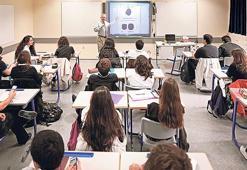 Kolejlerde eğitim erken başladı