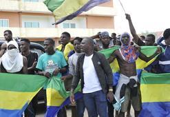 Ali Bongo: Darbe ile görevden uzaklaştırılan Gabon lideri kim?