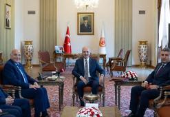 Meclis Başkanı Kurtulmuş: Cezayir halkıyla Türk halkı kardeş iki halktır