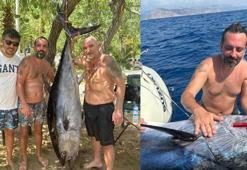 Oltalarına 160 kiloluk orkinos takılan amatör balıkçılar zor anlar yaşadı