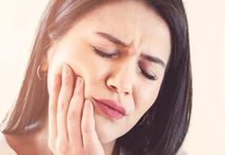 Yüzün bir tarafında görülüyor! Diş ağrısıyla karıştırılıyor ama gerçek çok başka
