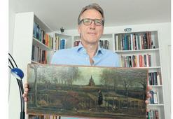 Sanat dedektifi görevinin başında