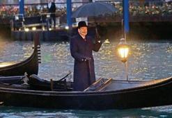 Hercule Poirot hayalet avında