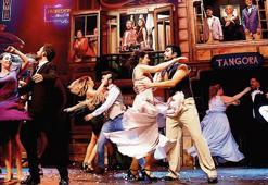 Komşuların sahne buluşması