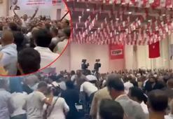CHP İzmir İl Kongresi'nde yumruklar konuştu! Tunç Soyer arbedenin arasında kaldı