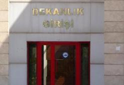 Üniversitede dekan yardımcısına bıçaklı saldırı