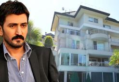 Ferman Toprak beş katlı villasının kapılarını 'Evrim Akın ile Ev Gezmesi'ne açtı!