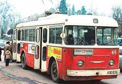 Kalabalık sokakların, uzun caddelerin ilacı 'Troleybüs Tosun' 29 yıl sonra yine yollarda