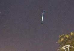 Vatandaşlar ilgiyle takip etti! Starlink uyduları Erzincan semalarında