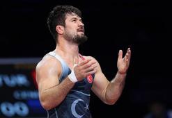 Ali Cengiz'den Dünya Güreş Şampiyonası'nda altın madalya!