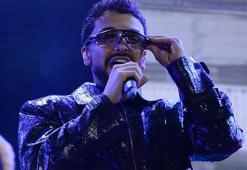 Sefo hayranlarına yağmur engel olamadı