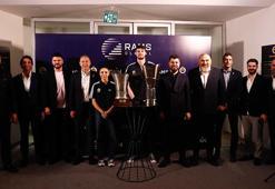 Fenerbahçe'de kadın ve erkek basketbol takımlarına yeni sponsor