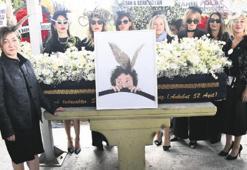 Sonsuzluğa uğurlandı