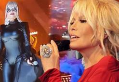 Ajda Pekkan'ın kedi kadın kostümü sosyal medyada gündem oldu