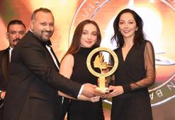 Vizyondan önce ödül