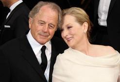 Usta oyuncu ile 45 yıllık eşinden şoke eden haber! 'Ayrı yaşıyoruz'