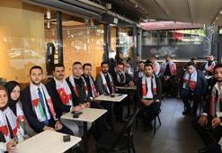 AK Parti Gençlik Kolları’ndan 81 ilde Starbucks’ta ‘yer kapatma eylemi’