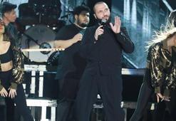 Berkay açıkhava kapanışını Kuruçeşme sahnesinde yaptı