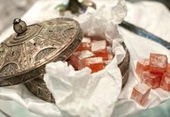 Sevenlerin bir bildiği var! Türk kahvesiyle lokum yiyin, sindirim mucizesini görün