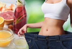 Gezerken, yürürken bile yanınızda olsun! Aç karnına içenleri incecik yapan 3 karışım