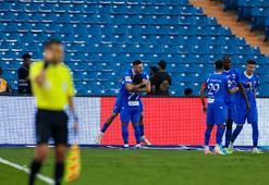 Al Hilal, Al Taawon'u 2-0'la geçti!