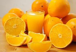 Yılın 7 ayı raflarda! Suyunu şekersiz için, portakalın neler yaptığını görün