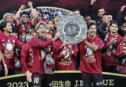 Vissel Kobe şampiyon! Mata ve Iniesta tarihe tanıklık etti