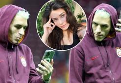 Torreira, Devrim Özkan ile saha içinde görüntülü konuştu!