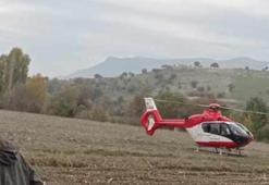 Tarlada kolunu mısır hasat makinesine kaptırdı! Ambulans helikopterle sevk edildi