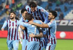 Trabzonspor, Çorum FK'yı 3 golle geçti! Türkiye Kupası'nda sürprize izin vermedi