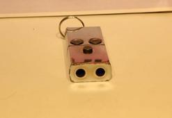 Anahtarlık şeklinde suikast tabancası! İhbar geldi, harekete geçildi