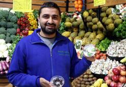 Erik ve kirazın fiyatı, çeyrek altın ile yarışıyor