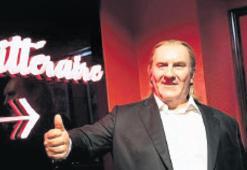 Depardieu heykeli kaldırıldı