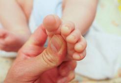 Saç teli yüzünden parmağı kesilecekti! '4'üncü ayda artıyor, kimse görmüyor'