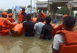 Hindistan'da sel felaketi: En az 31 ölü