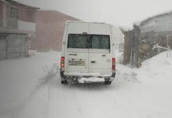 Peş peşe kar tatili haberleri! Eğitime bir gün ara verildi