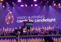 Avustralya’daki Noel kutlamasında Filistin’e destek protestosu