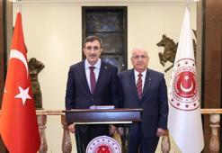 Siyasiler, Bakan Güler’e şehit askerler için taziye ziyaretinde bulundu