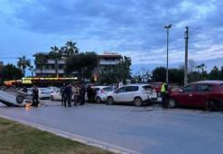 Park halindeki araçlara çarptıktan sonra takla attı, otomobilden çıkan sürücü kaçtı