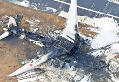 Gözler kontrol kulesinde