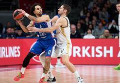 EuroLeague'deki tarihi maçta kazanan Real Madrid! Anadolu Efes, 4'üncü uzatmada yıkıldı