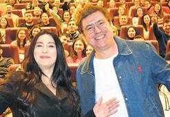 Hayranlarıyla oynadılar