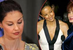 İntihar eden annesinin cansız bedenini bulmuştu! 'Ne kadar acı çektiğini görüyorum ve sorun değil'