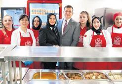 ‘Bu ülke yoksulluğu hak etmiyor’