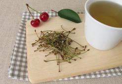 Yazın meyvesi, kışın sapı şifa dolu! Kiraz sapı çayıyla iltihaplara son