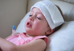 ‘Bariyer’ görevini üstleniyorlar! Çocuklarda bademcik ameliyatı ne zaman yapılmalı?