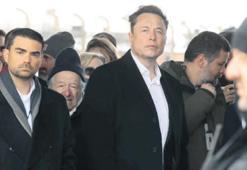 Musk, Auschwitz toplama kampını ziyaret etti