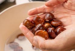 Kestane en güzel böyle pişiyor! Sokak kestanecisi püf noktayı verdi