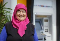 Ev hanımlarına emeklilikte yaş şartı ve prim detayı! Kim ne kadar ödeyecek?