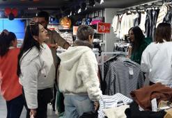 İran’daki 4 günlük tatil Van esnafının yüzünü güldürdü